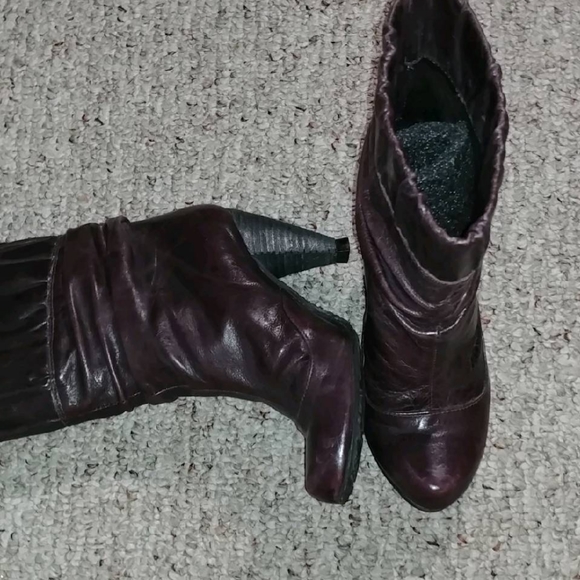 Virus purple heeled boots. - Picture 4 of 6